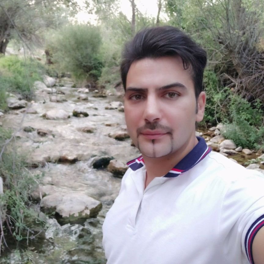 تصویر پروفایل میزبان