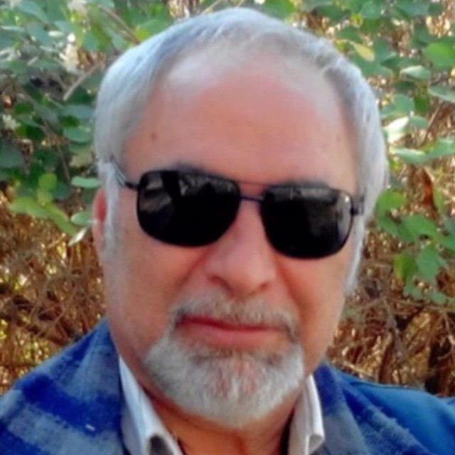 تصویر پروفایل میزبان