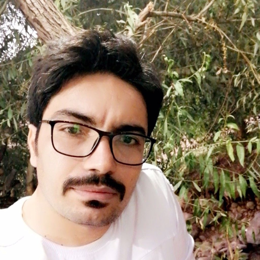 تصویر پروفایل میزبان