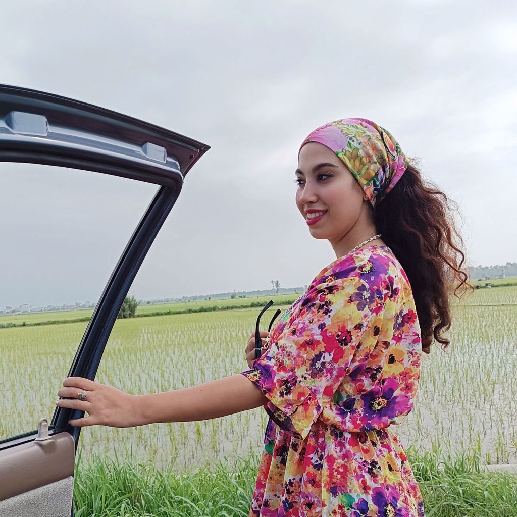 تصویر پروفایل میزبان