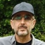 تصویر پروفایل میزبان