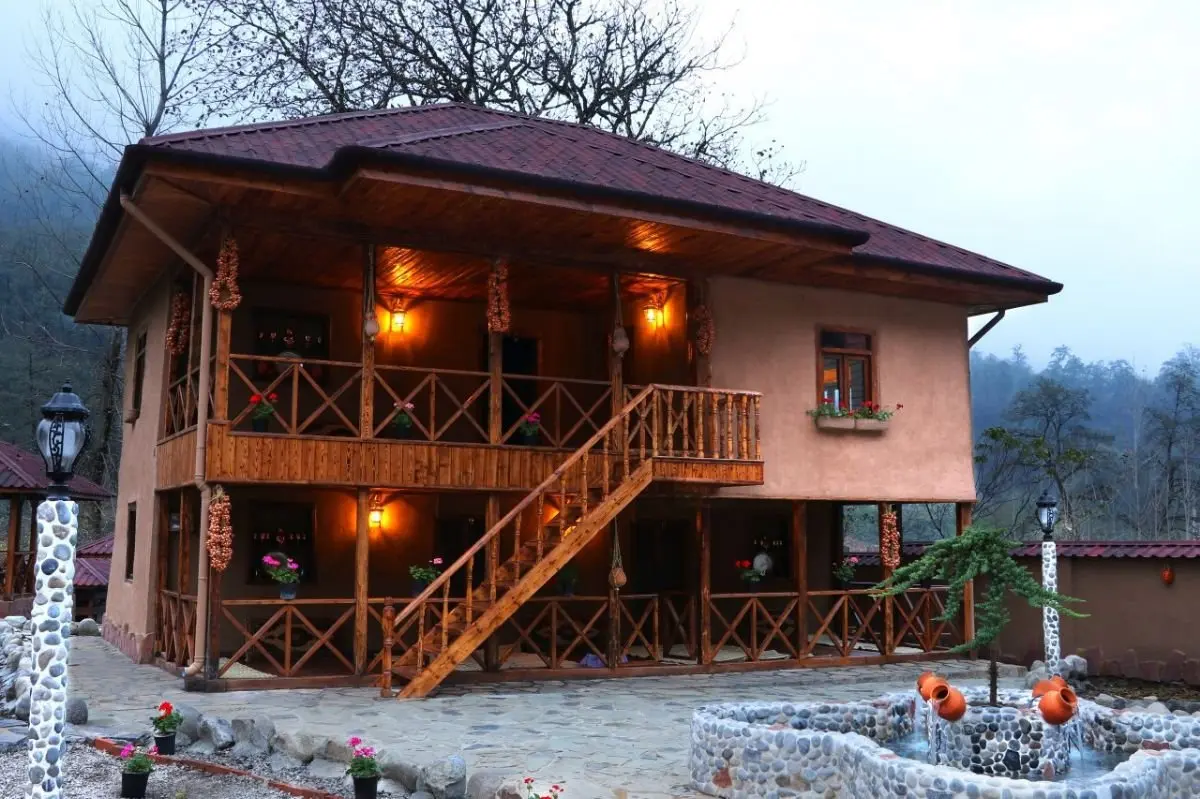 بوم گردی آوای باران - اتاق طبقه پایین