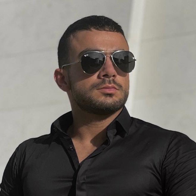 تصویر پروفایل میزبان