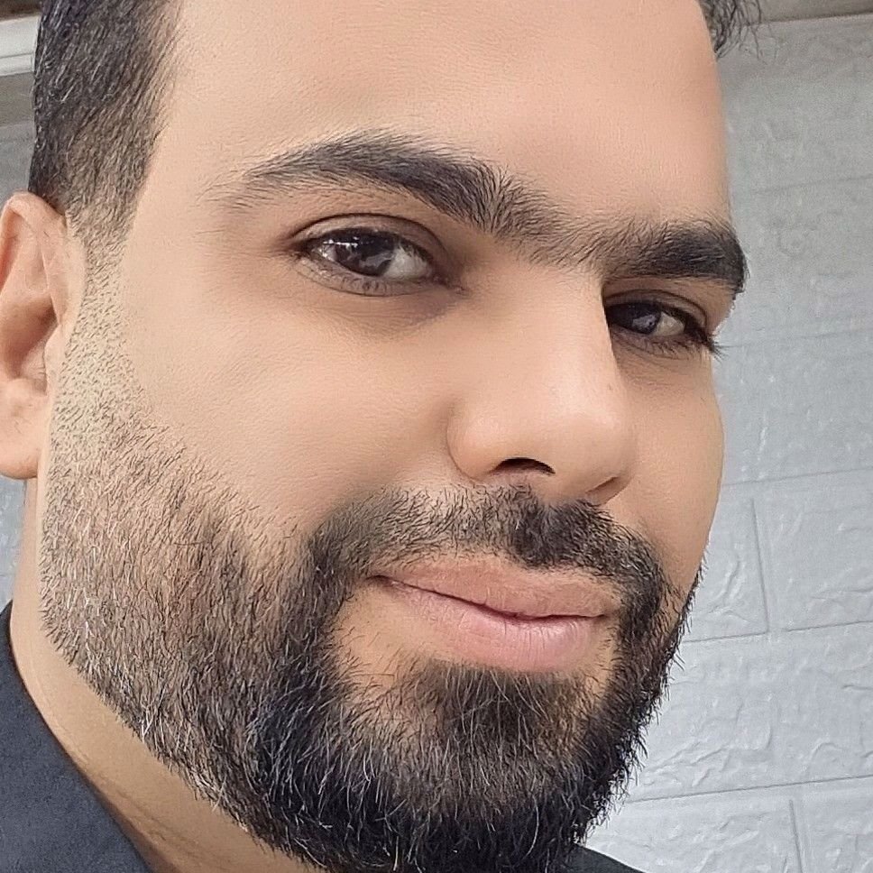 تصویر پروفایل میزبان