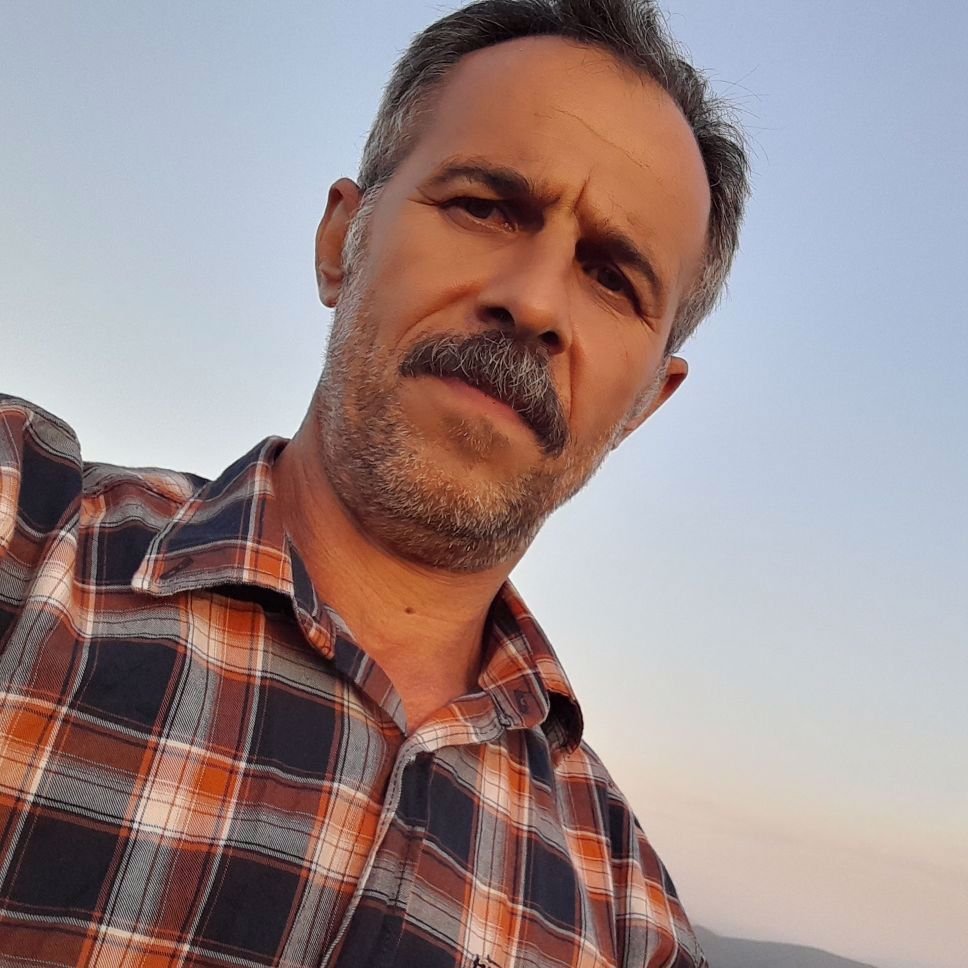 تصویر پروفایل میزبان