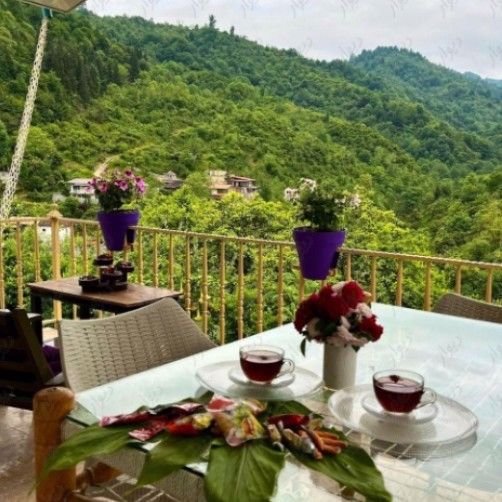 تصویر پروفایل میزبان