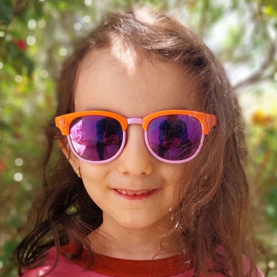 تصویر پروفایل میزبان