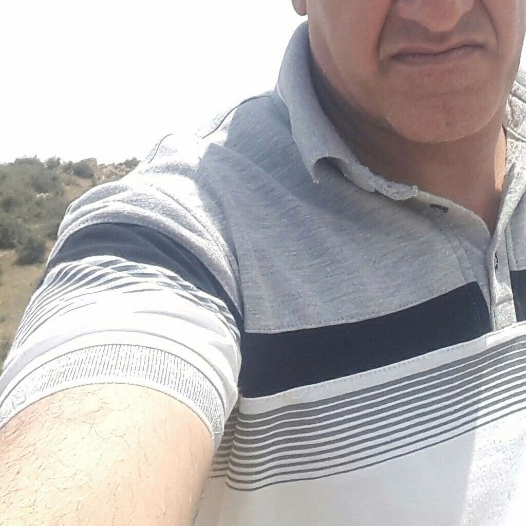 تصویر پروفایل میزبان