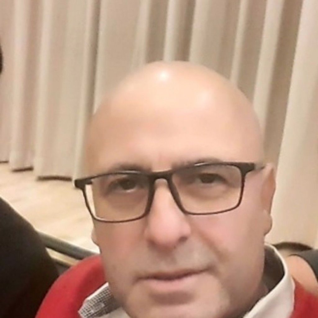 تصویر پروفایل میزبان