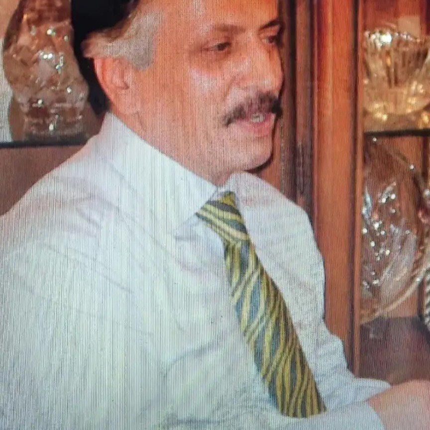 تصویر پروفایل میزبان