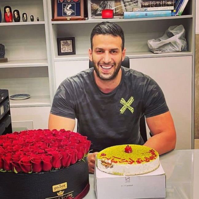 تصویر پروفایل میزبان