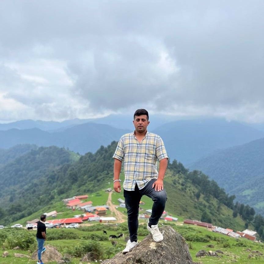 تصویر پروفایل میزبان