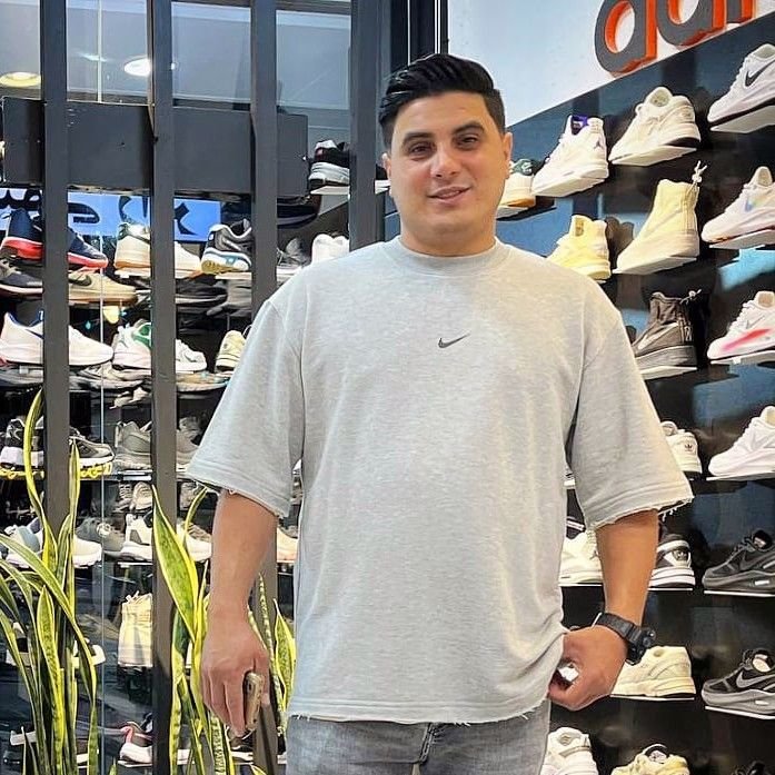 تصویر پروفایل میزبان