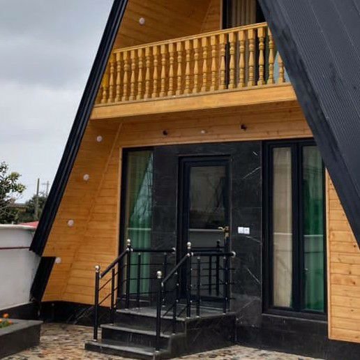 تصویر پروفایل میزبان