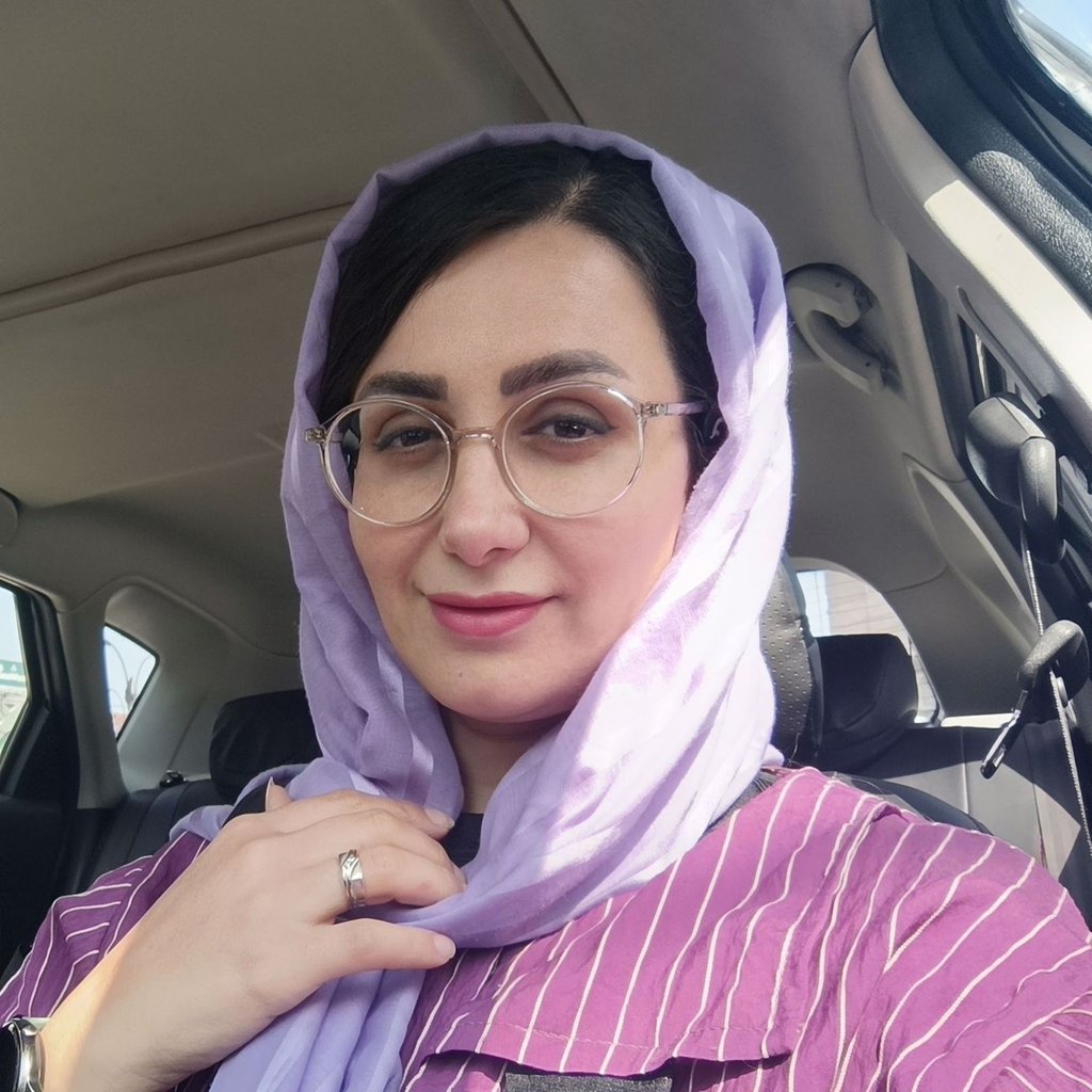 تصویر پروفایل میزبان