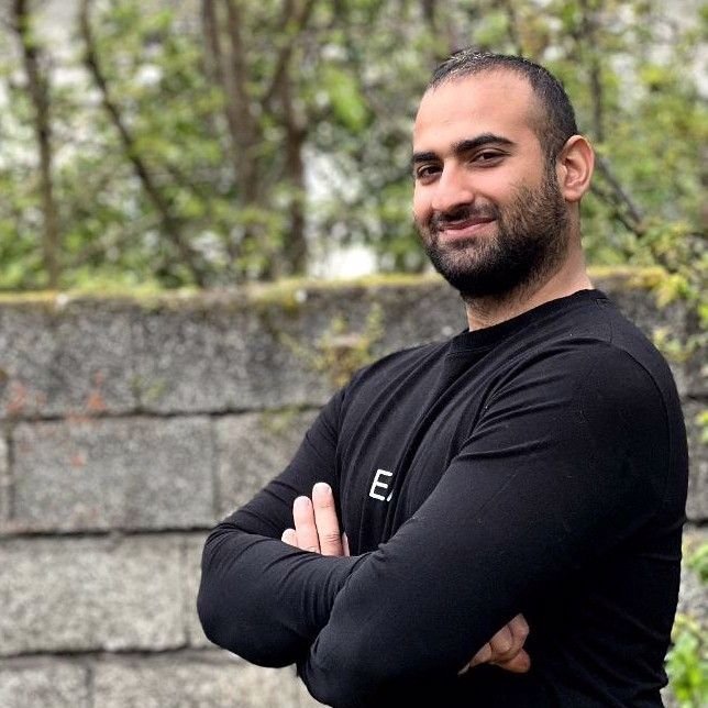 تصویر پروفایل میزبان