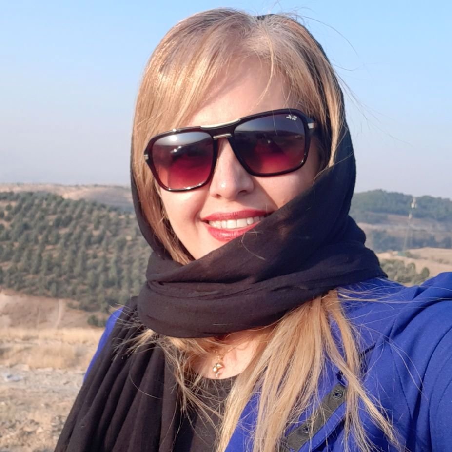 تصویر پروفایل میزبان