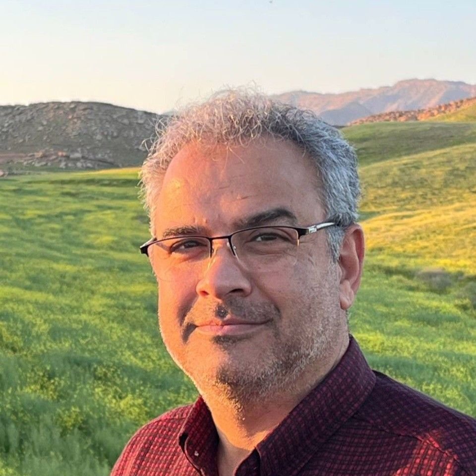 تصویر پروفایل میزبان