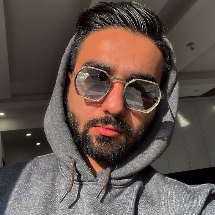 سید صادق
