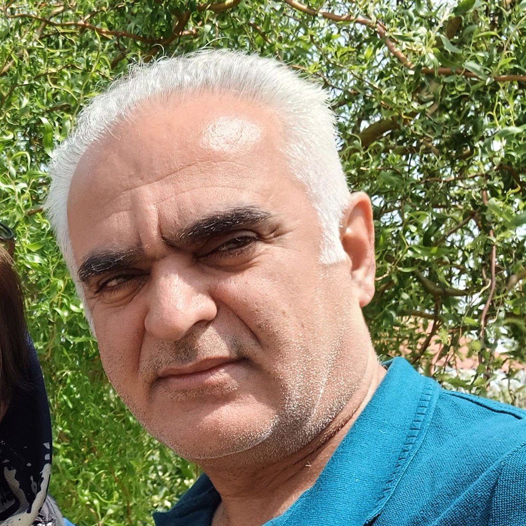 تصویر پروفایل میزبان