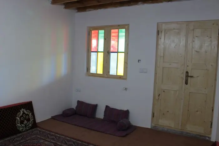 بوم گردی گیلسو - اولین اتاق طبقه بالا.