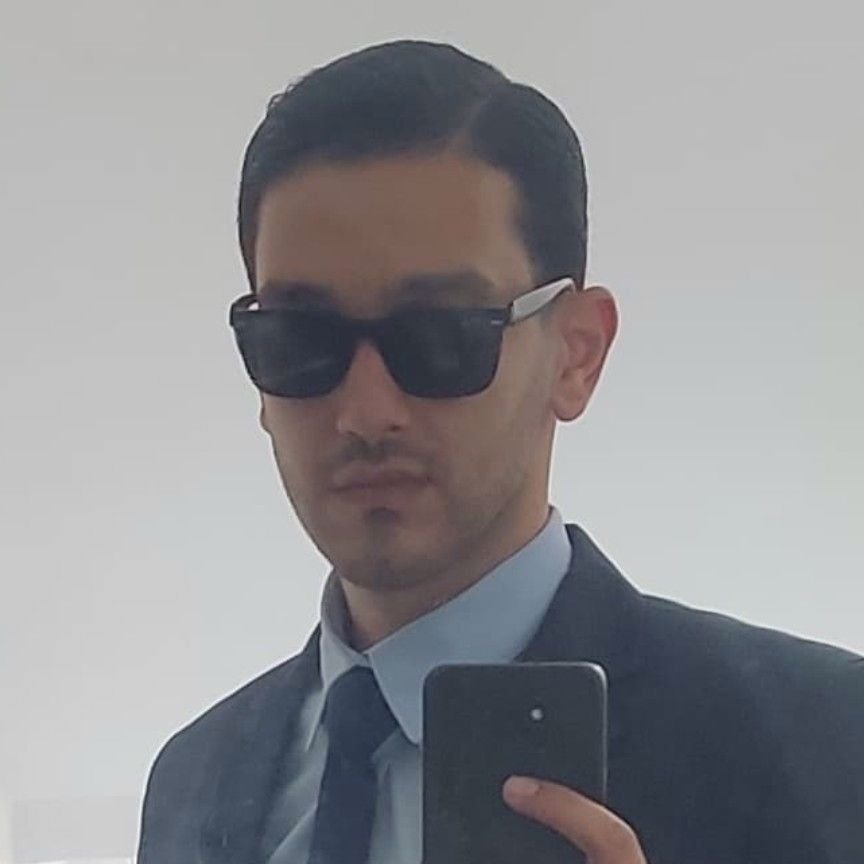 تصویر پروفایل میزبان