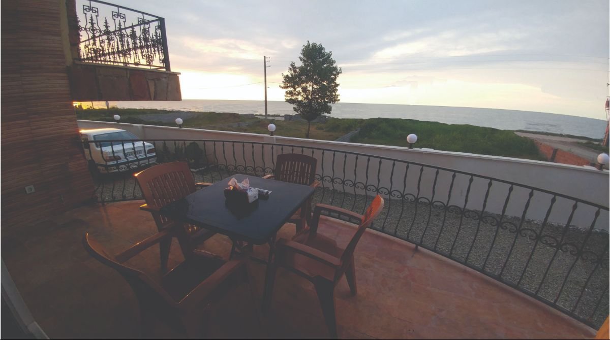 سوئیت دوخوابه اسخردار آبگرم کاوه