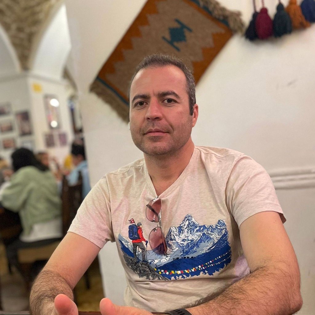 محسن مقدم