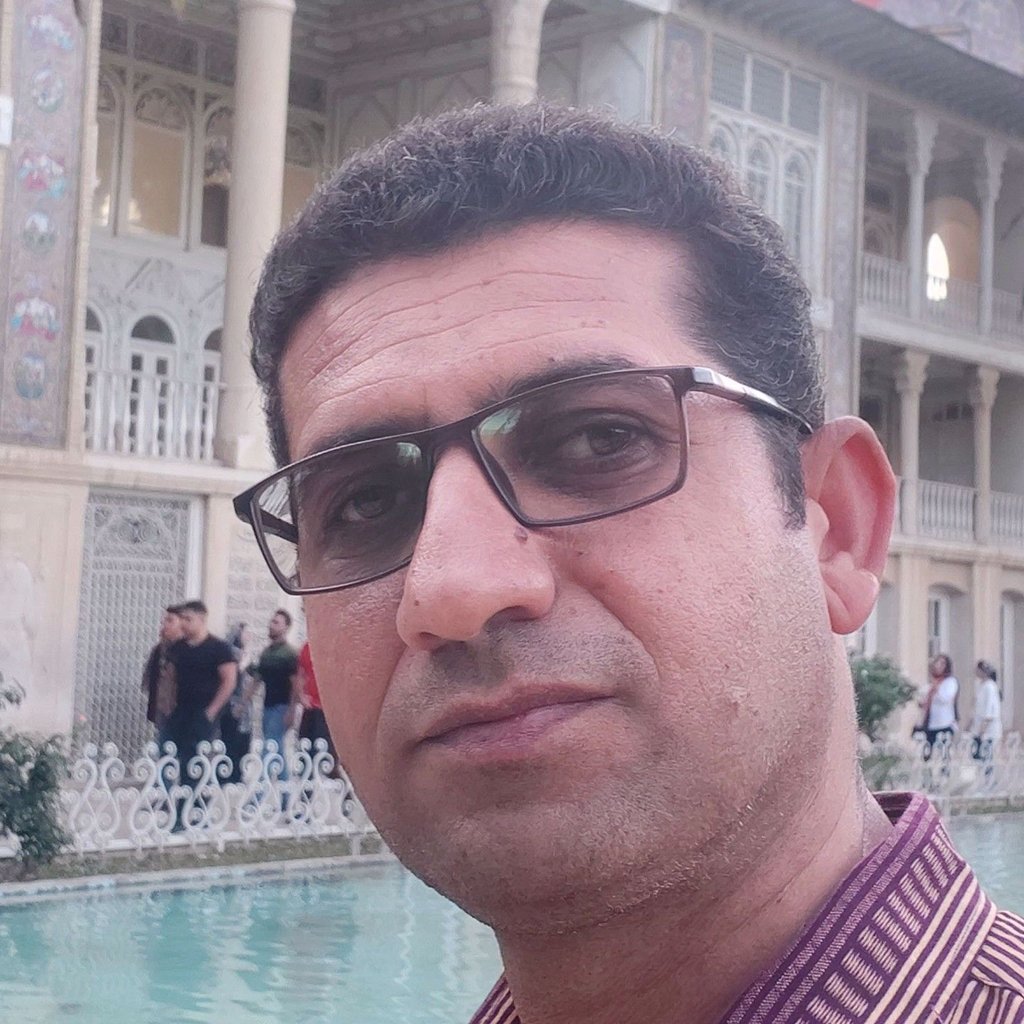 تصویر پروفایل میزبان