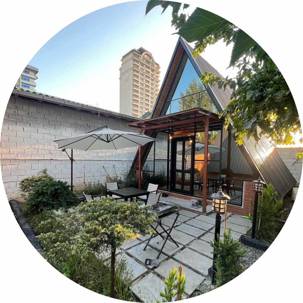 تصویر پروفایل میزبان