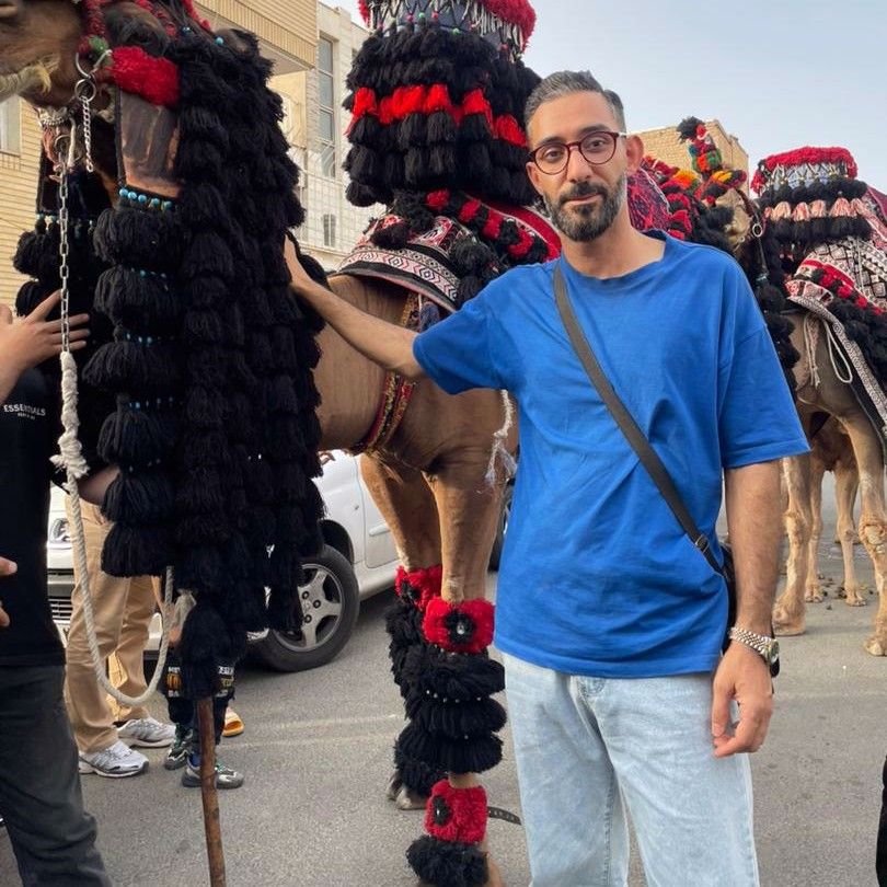 عادل