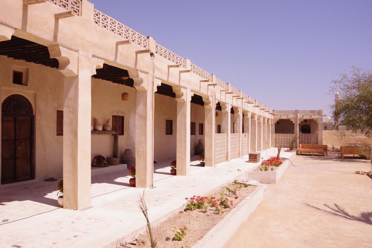 بوم گردی خانه دوست - واحد دره تندیس ها