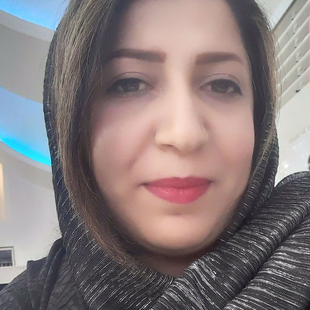 تصویر پروفایل میزبان