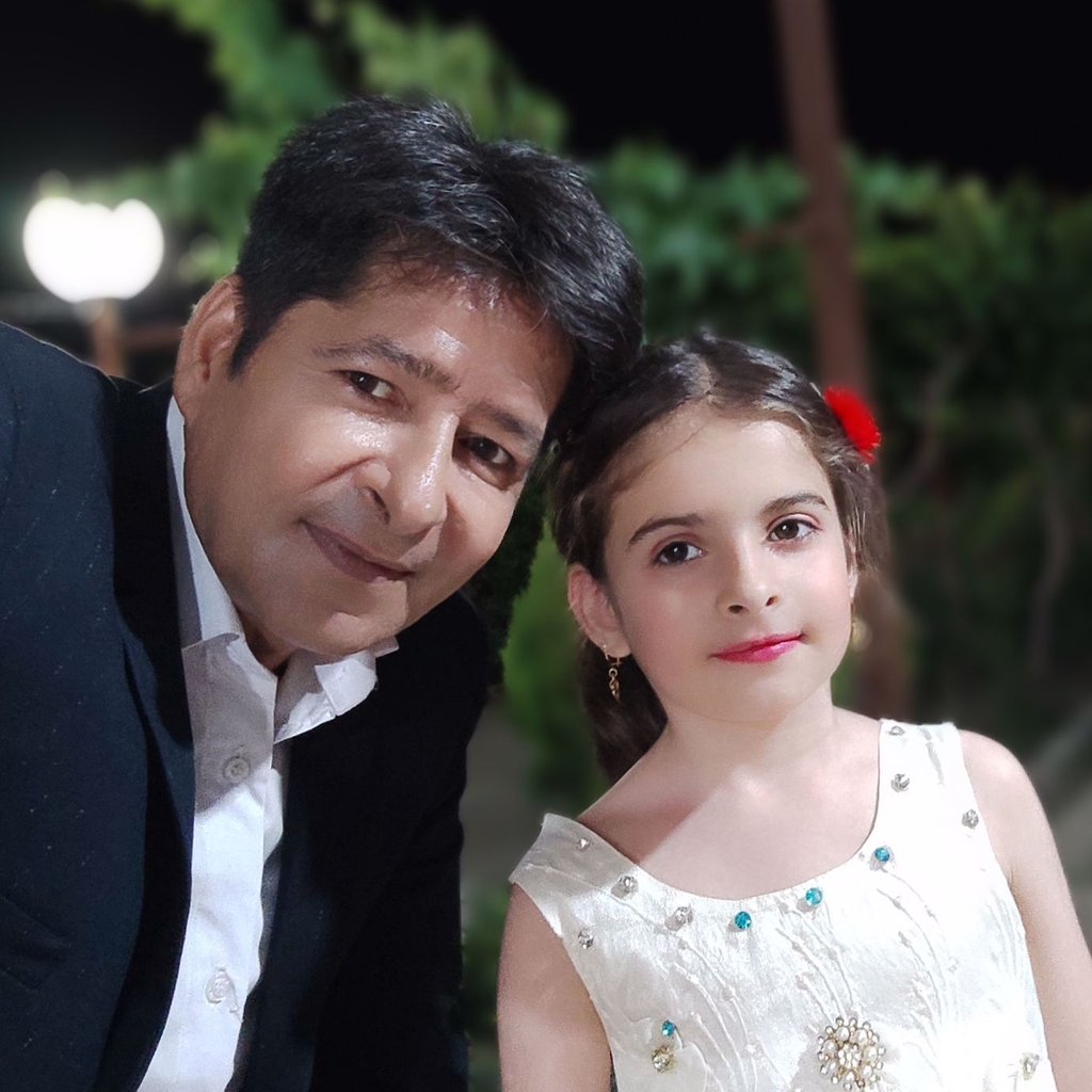 تصویر پروفایل میزبان