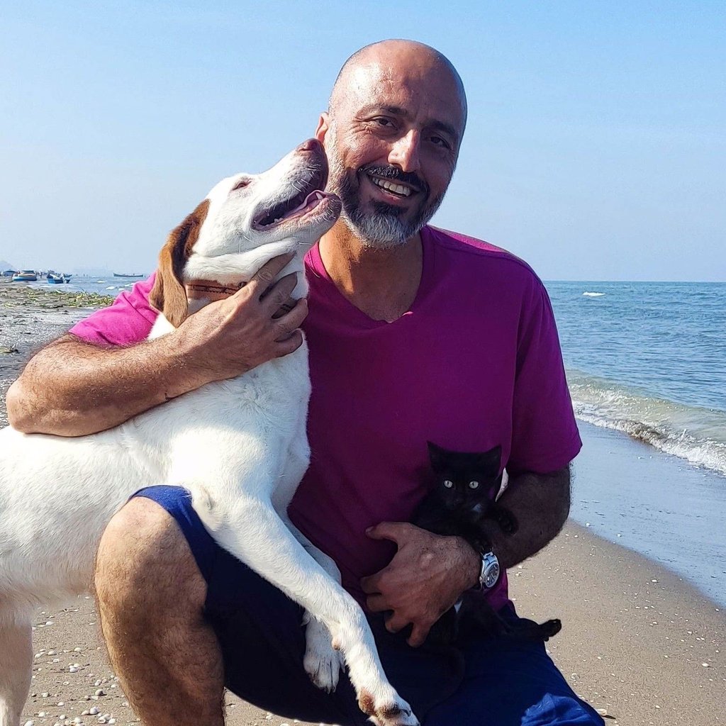 تصویر پروفایل میزبان