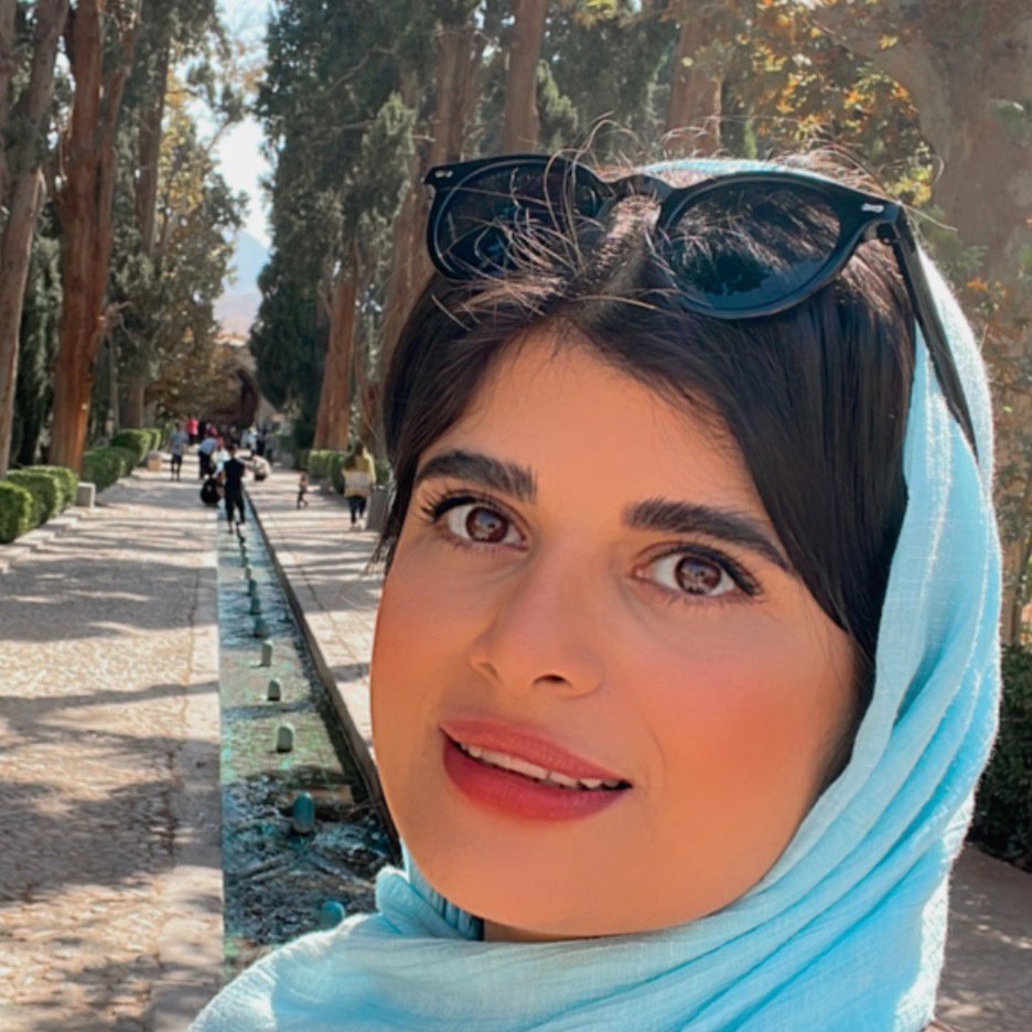 مينا