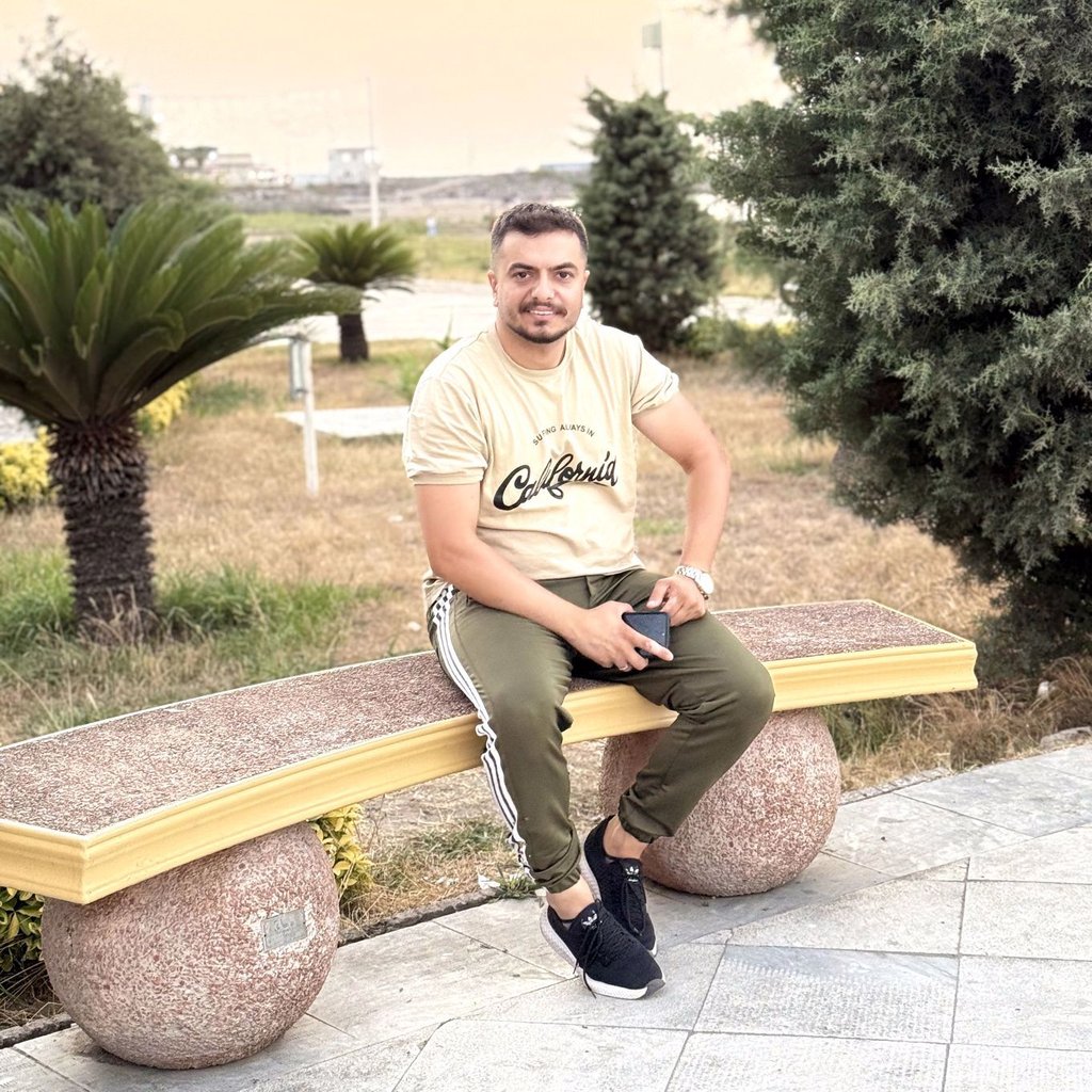 تصویر پروفایل میزبان