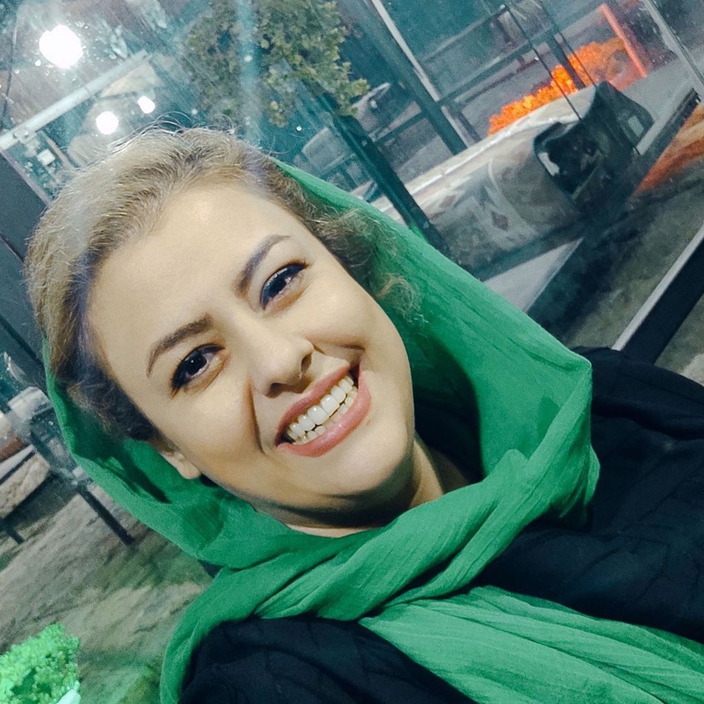 تصویر پروفایل میزبان