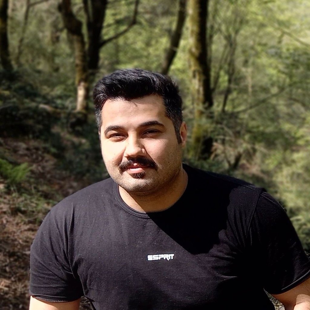 تصویر پروفایل میزبان