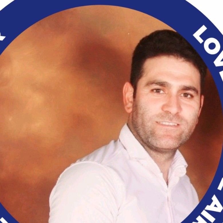 تصویر پروفایل میزبان