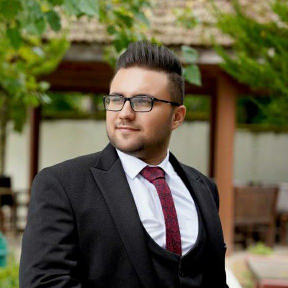 تصویر پروفایل میزبان