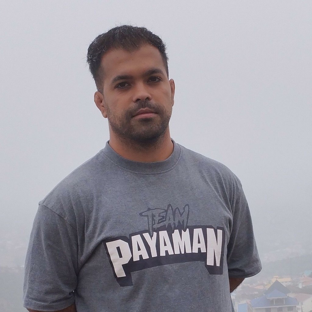 تصویر پروفایل میزبان