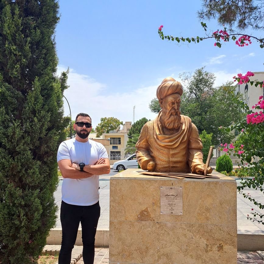 تصویر پروفایل میزبان