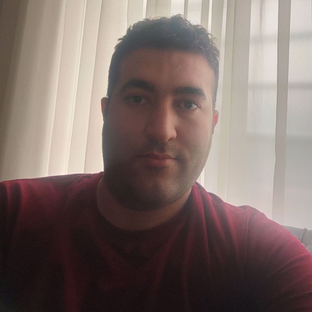 تصویر پروفایل میزبان