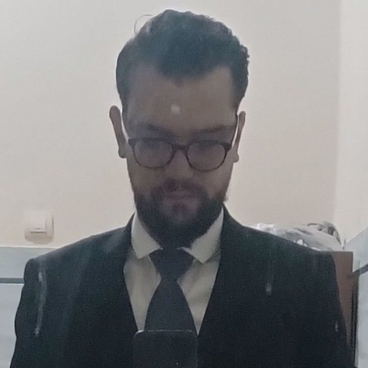 تصویر پروفایل میزبان