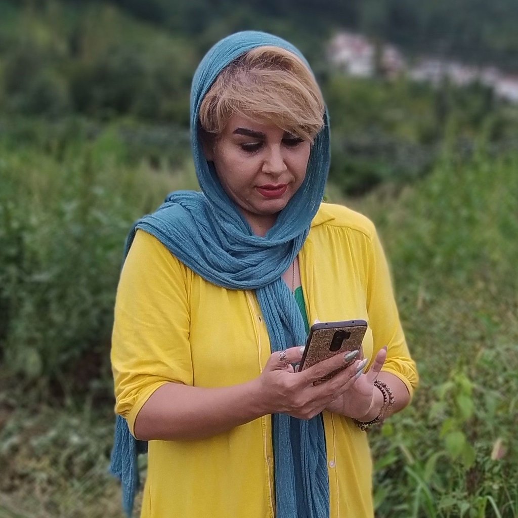 تصویر پروفایل میزبان