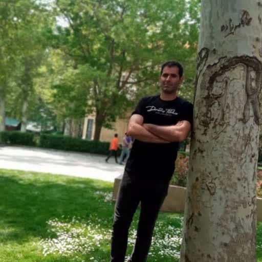 میزبان جاباما - مصطفی  حسینی