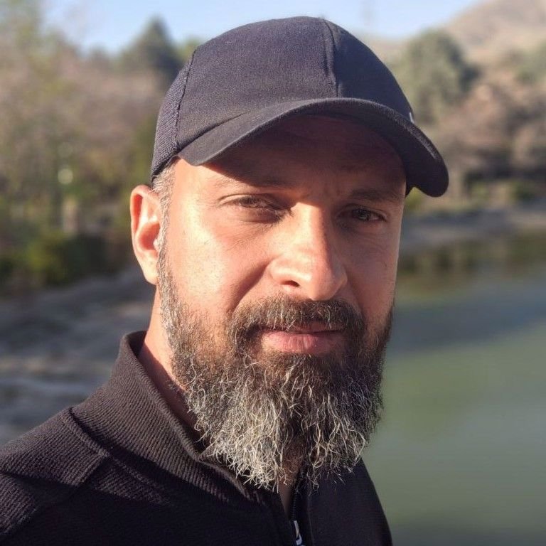 تصویر پروفایل میزبان