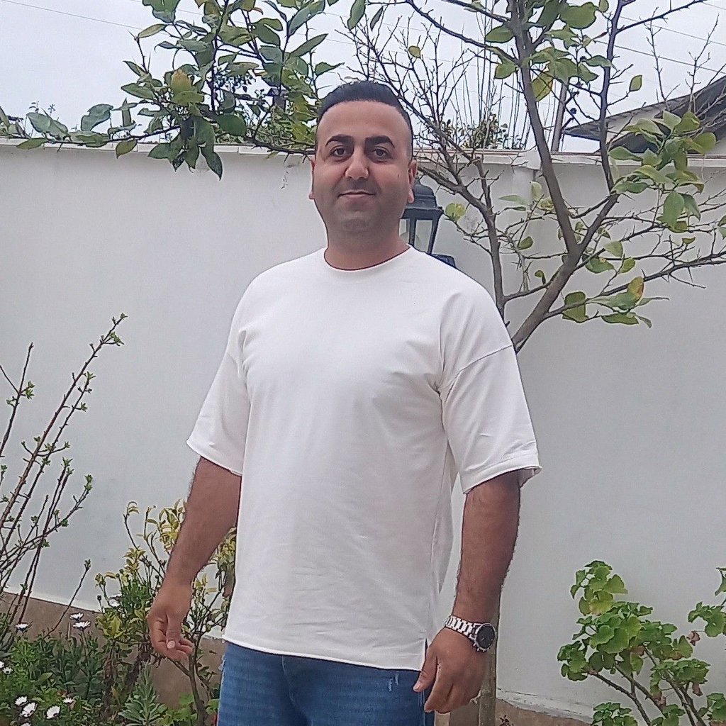 تصویر پروفایل میزبان