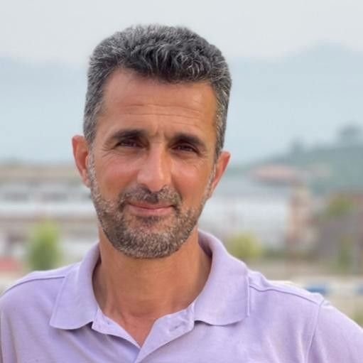 تصویر پروفایل میزبان